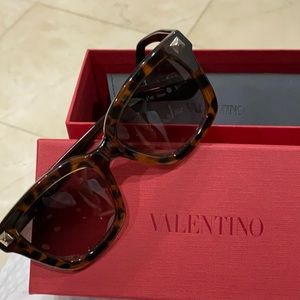 Valentino sunglasses